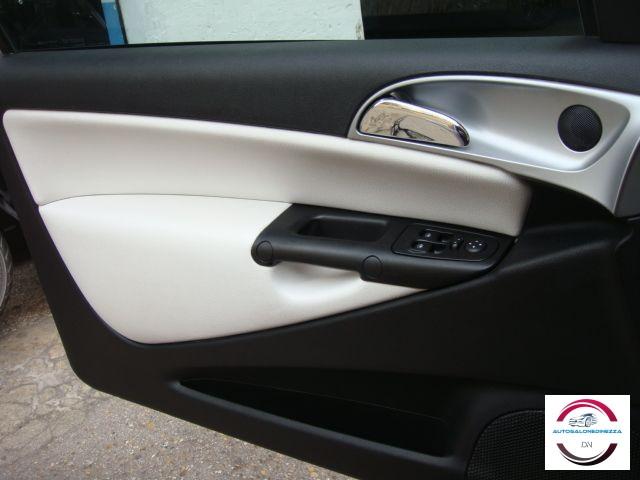 LANCIA - Ypsilon - 1.2 Elle