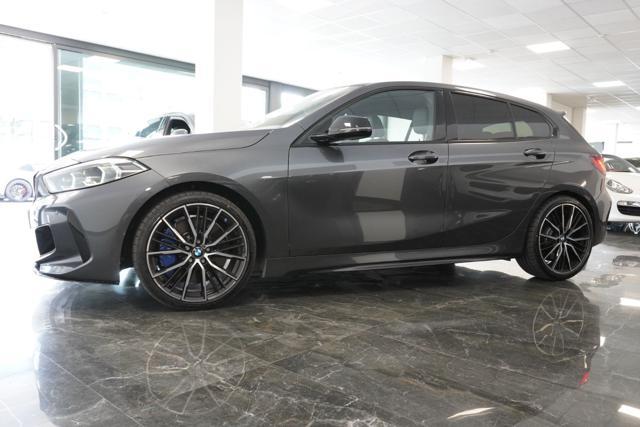 BMW M135 i xDrive VIRTUAL / PELLE / 19 / LED