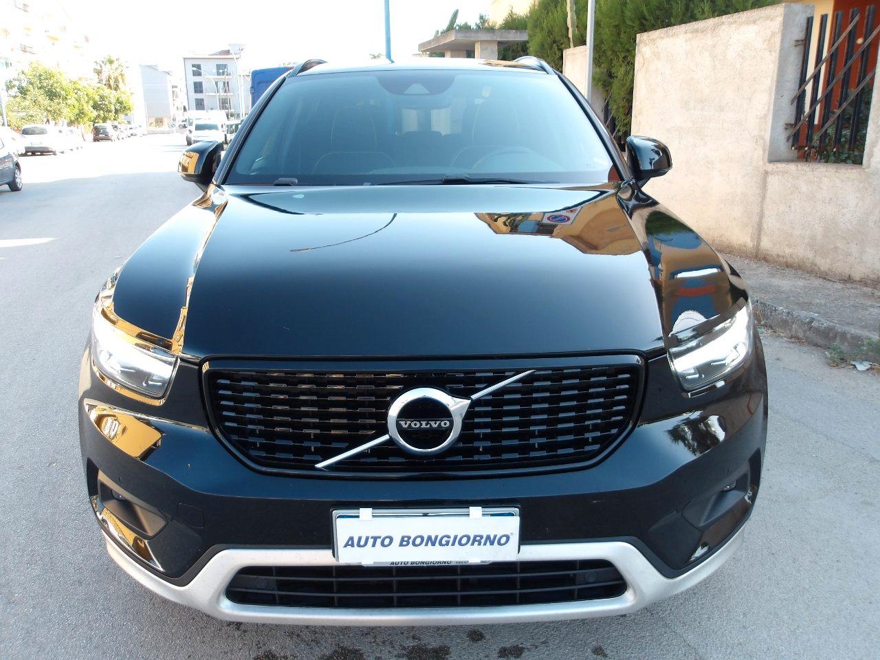 Volvo XC40 2.0 d3 R-design awd