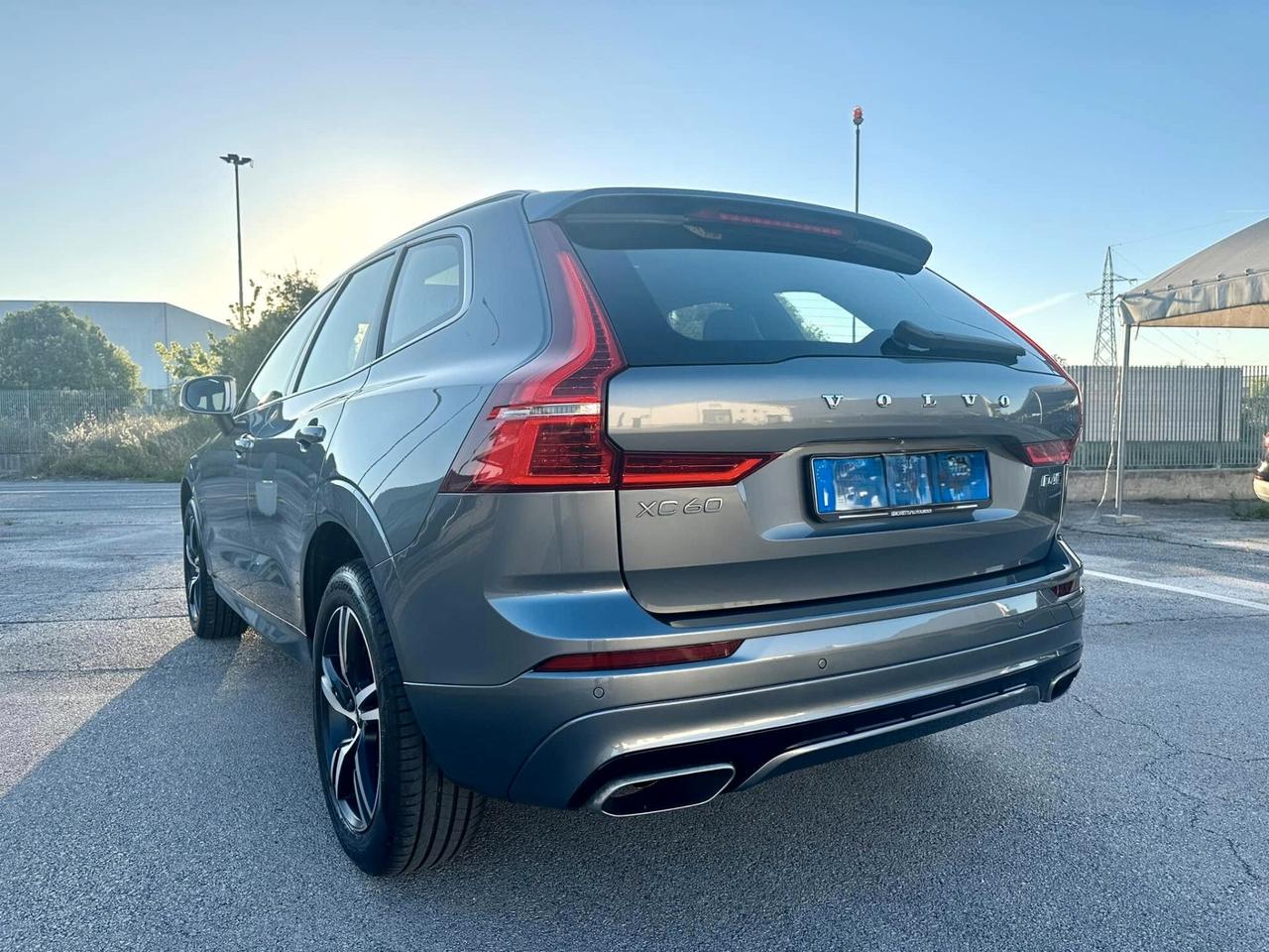 Volvo XC60 D4 AWD R-design