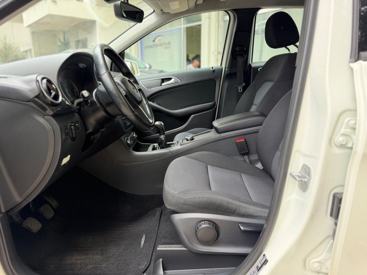 Mercedes-benz B 200 NGD Executive Gancio Traino