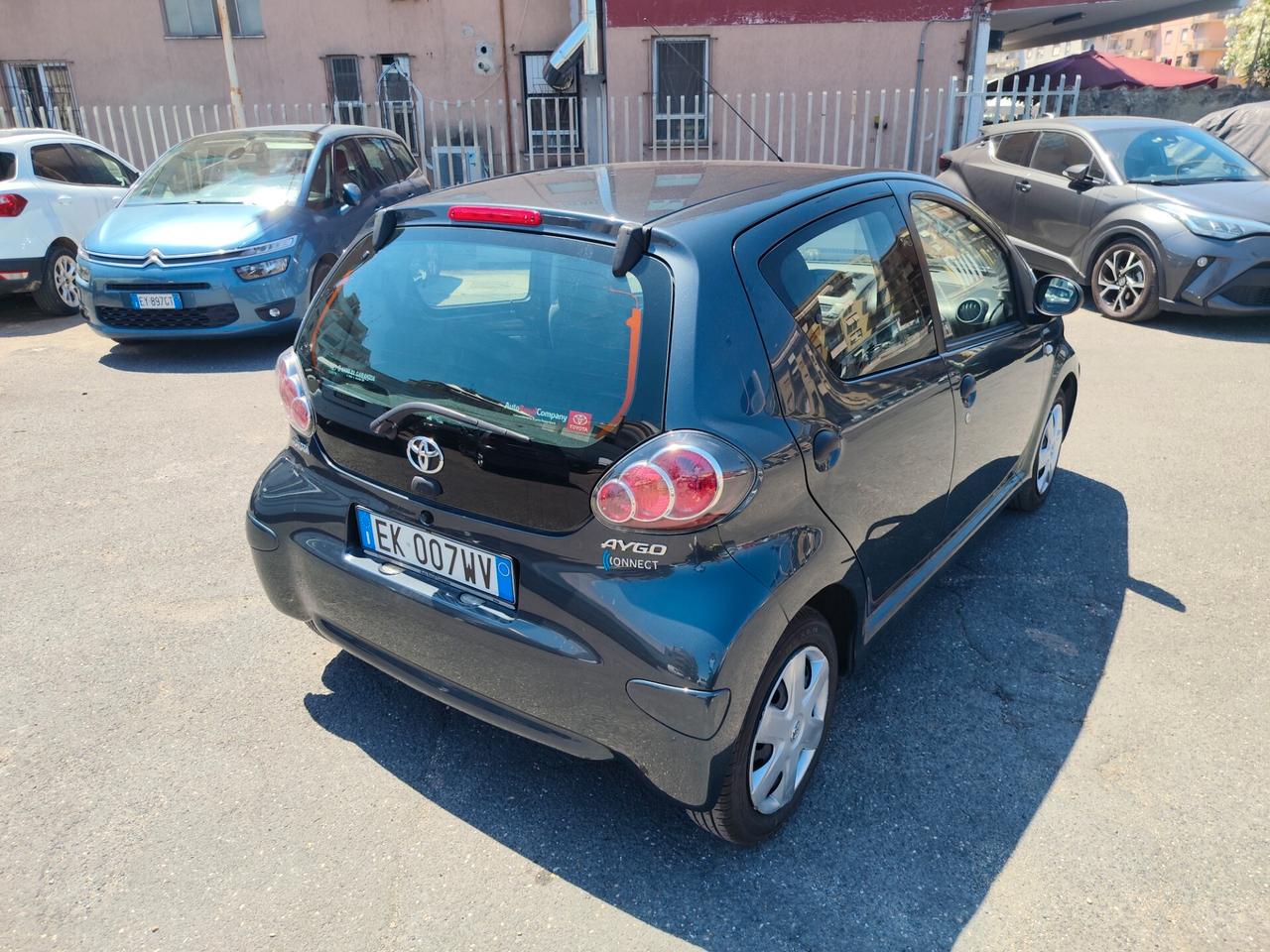 Toyota Aygo 1.0 5 porte Now Connect !24.000 km!