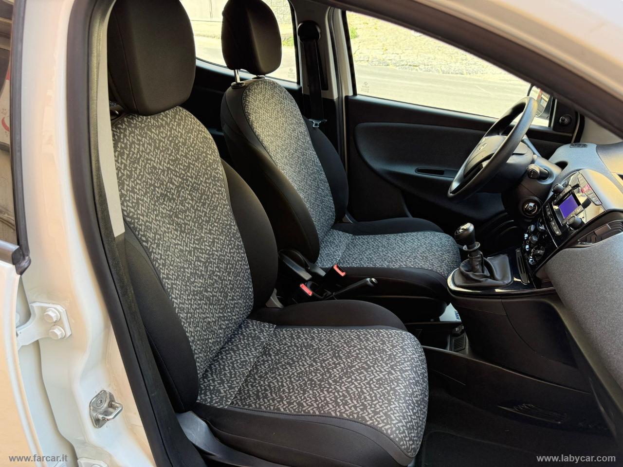 LANCIA Ypsilon 1.0 FireFly 5pS&S Hyb. Eco Silv.