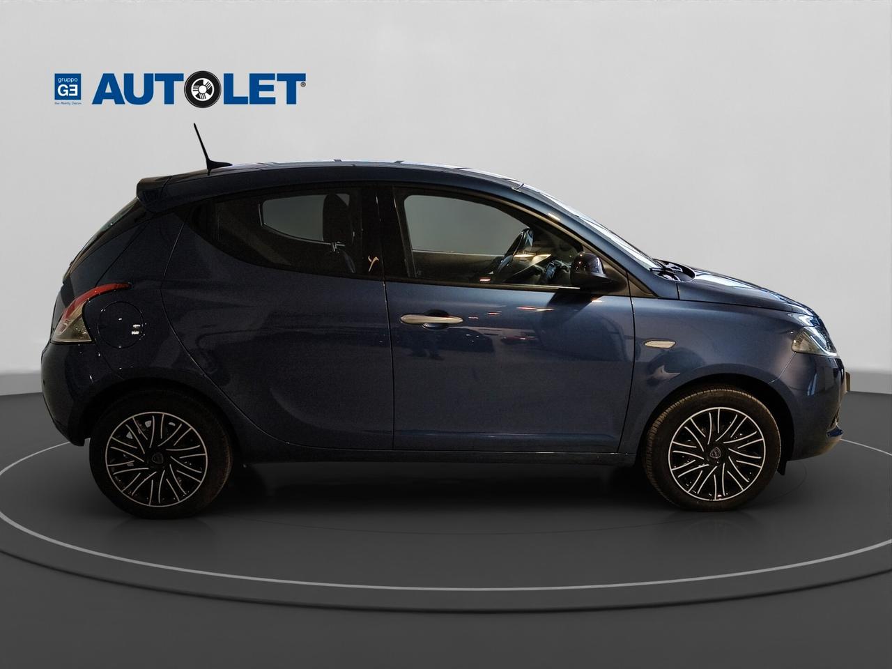 Lancia Ypsilon 1.0 FireFly 5 porte S&S Hybrid Ecochic Gold