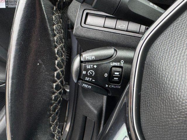 PEUGEOT 3008 PureTech Turbo 130 Allure 360/Full-led/Ambient lig