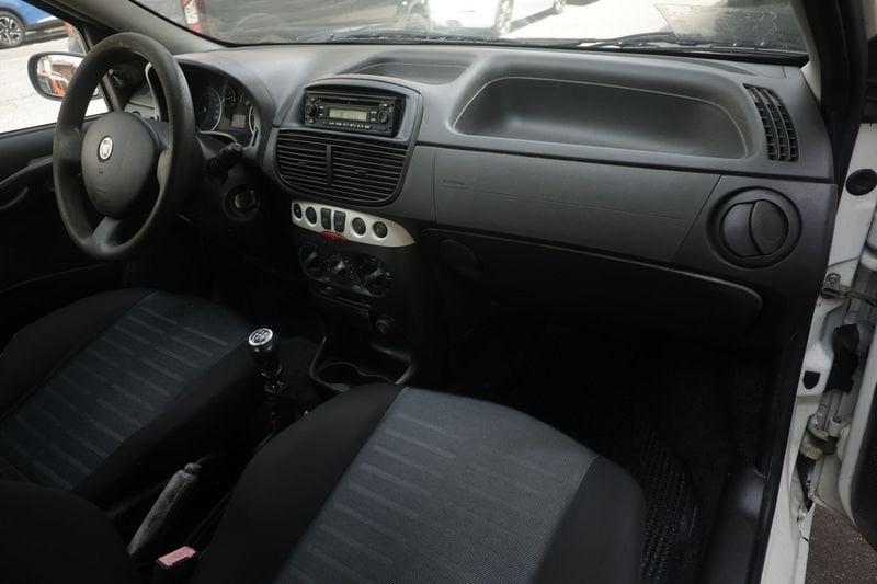 FIAT Grande Punto FIAT Punto 1.2 44KW ANNO 2009 BENZINA/GPL Unicoproprietario