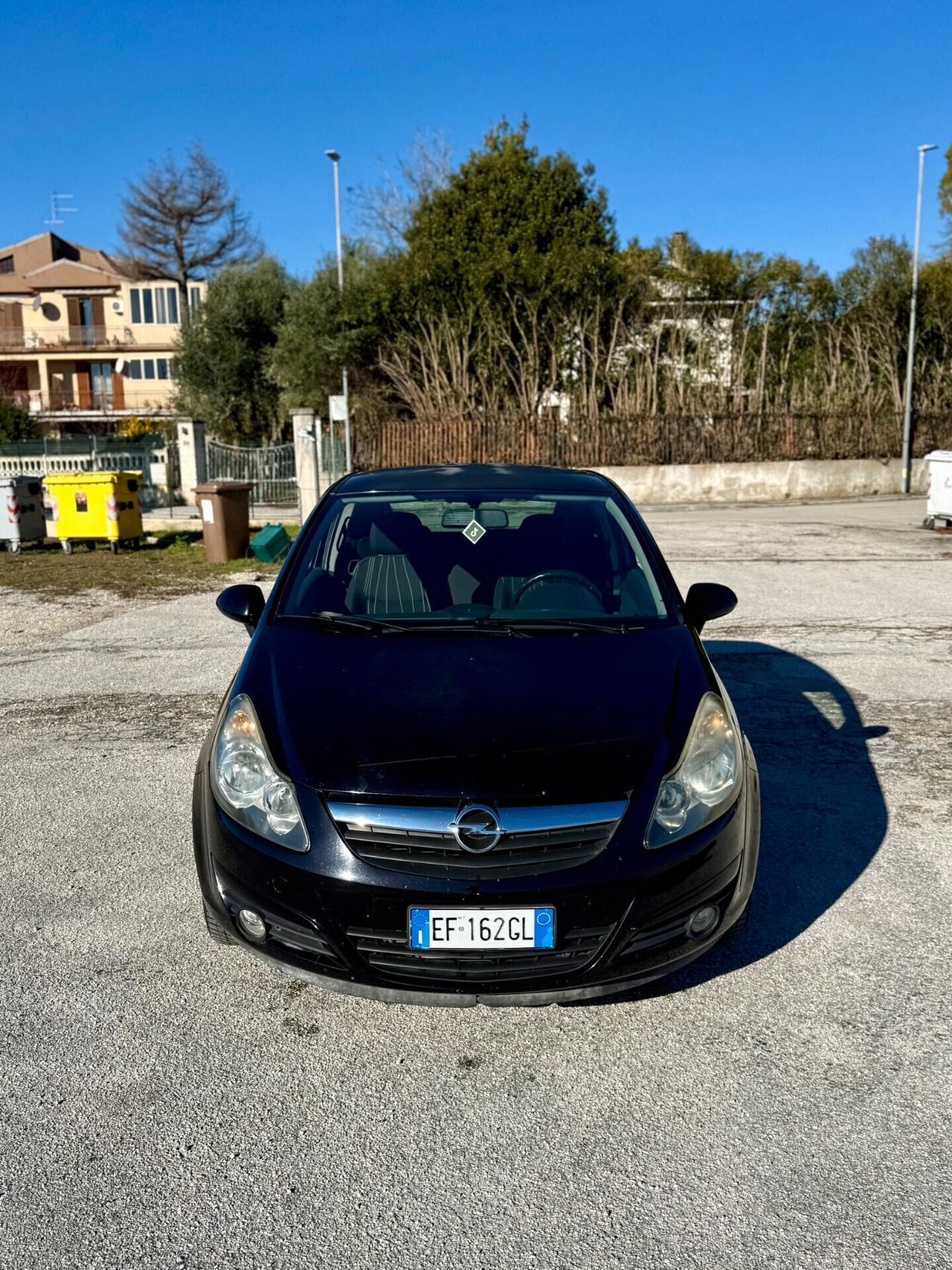 Opel Corsa Diesel 1.3 CDTi 75cavalli NEOPATENTATI