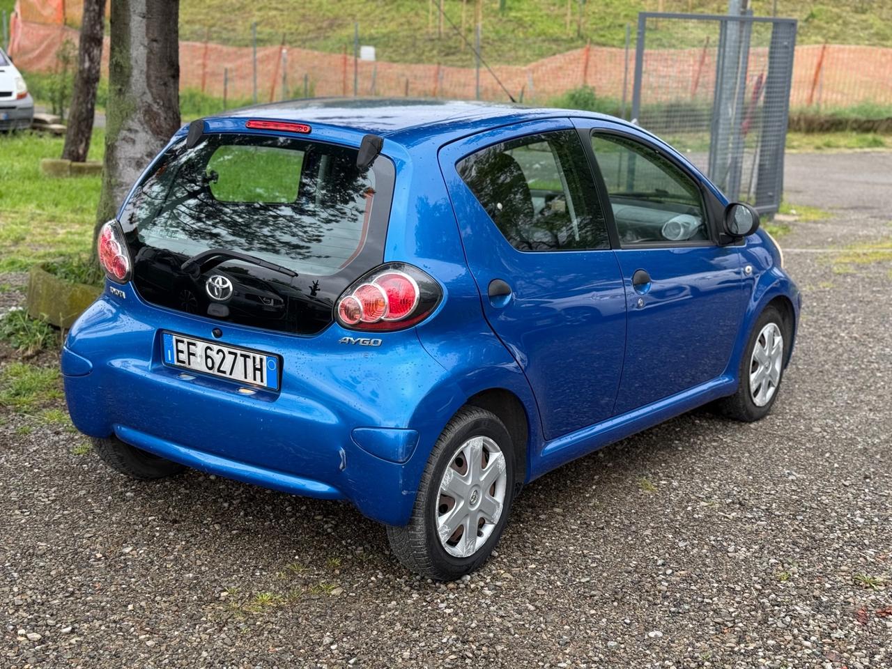 Toyota Aygo 1.0 12V VVT-i 5 porte Now Connect
