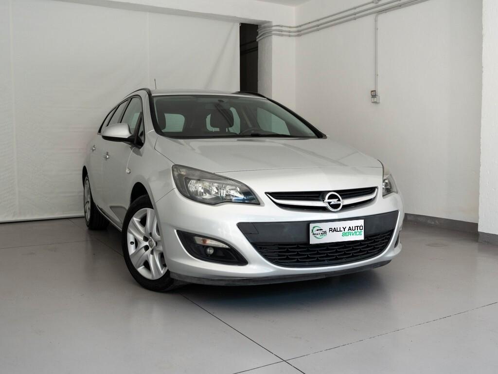 Opel Astra 1.6 CDTi 110CV
