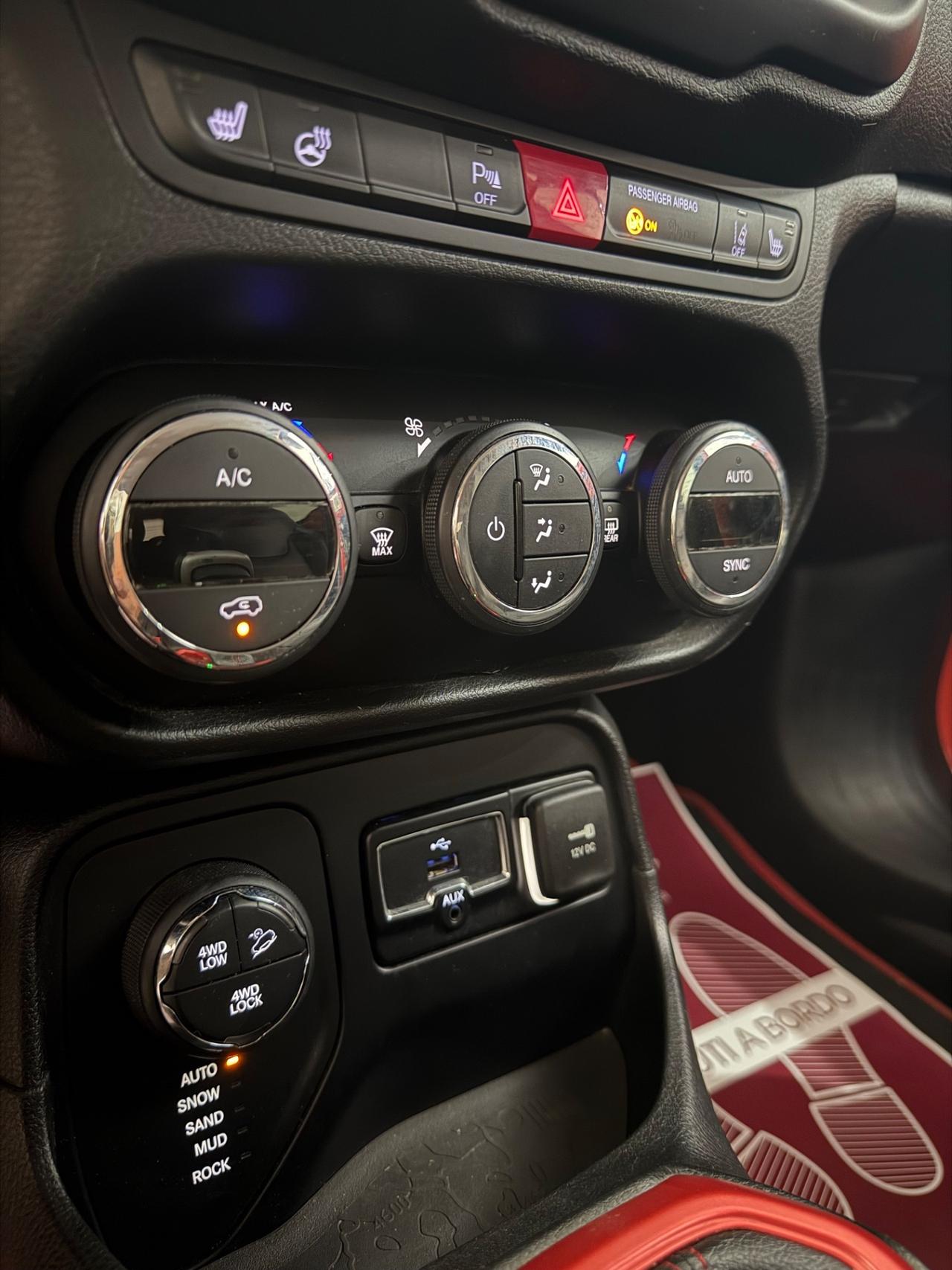 Jeep Renegade 2.0 Mjt 170CV 4WD Active Drive Low Trailhawk
