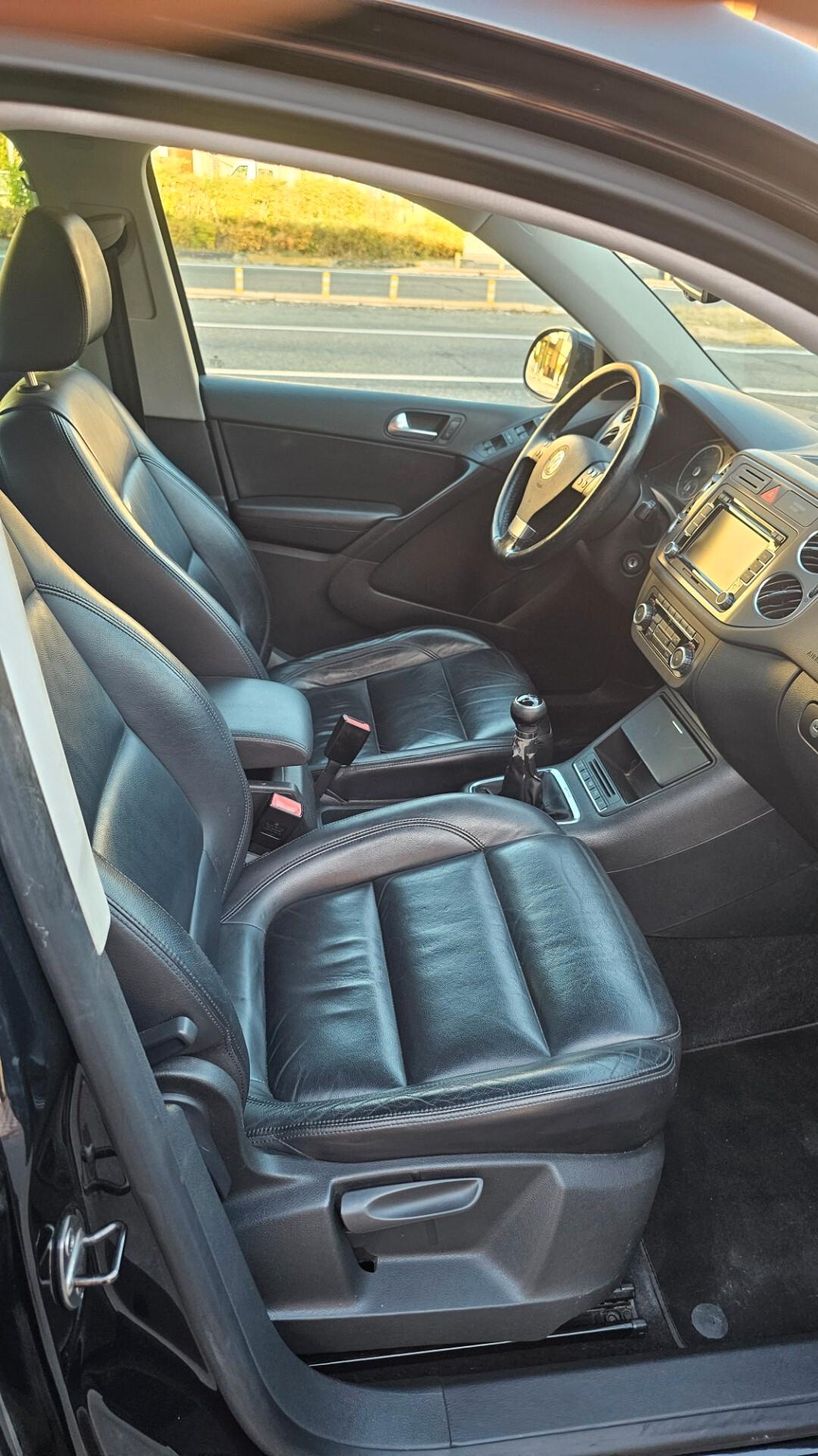 Volkswagen Tiguan 2.0 TDI DPF 4MOTION Sport & Style