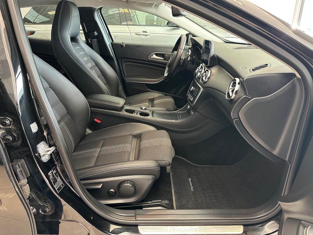 Mercedes-benz GLA 180 Sport PARI A NUOVO