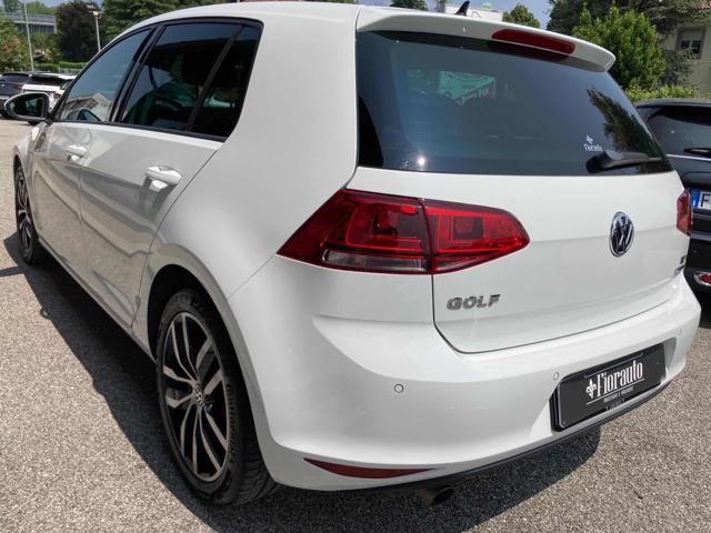 VOLKSWAGEN Golf 1.6 TDI 110 CV DSG 5p. Highline BlueMotion Technol