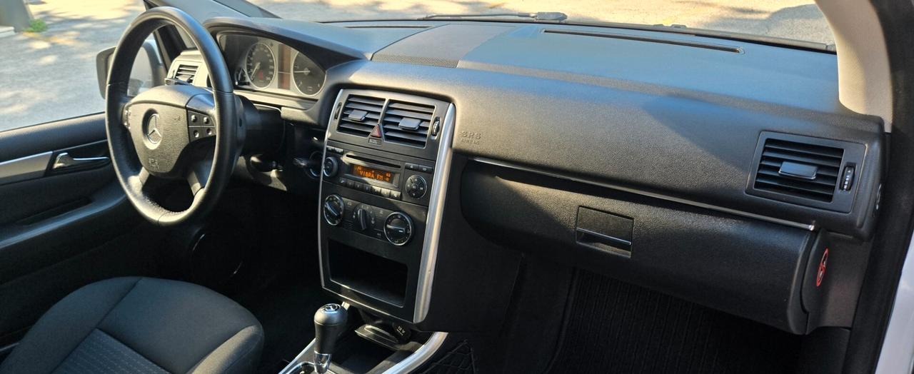 Mercedes-benz B 200 CDI Premium