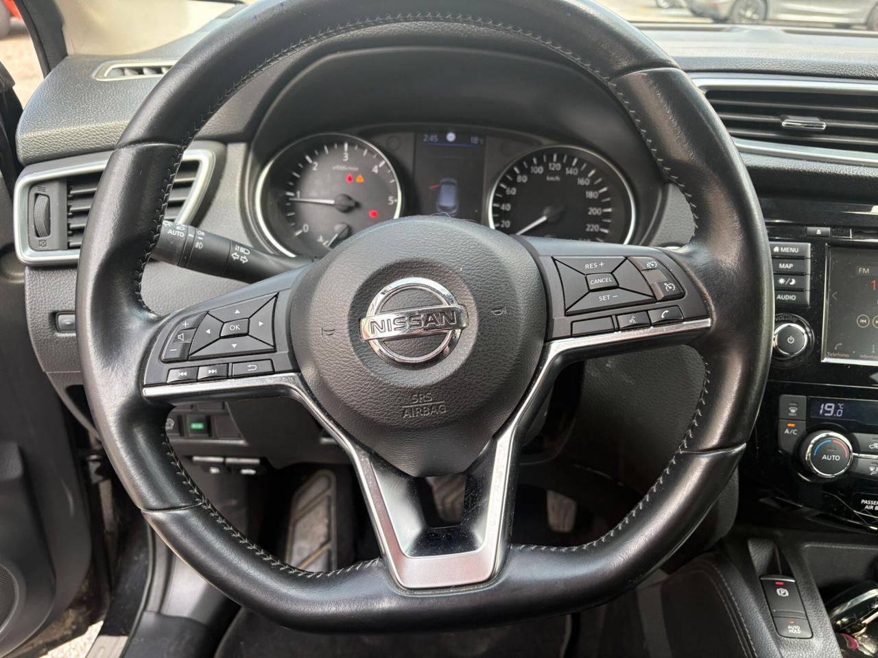 Nissan Qashqai 1.5 Business cambio aut.