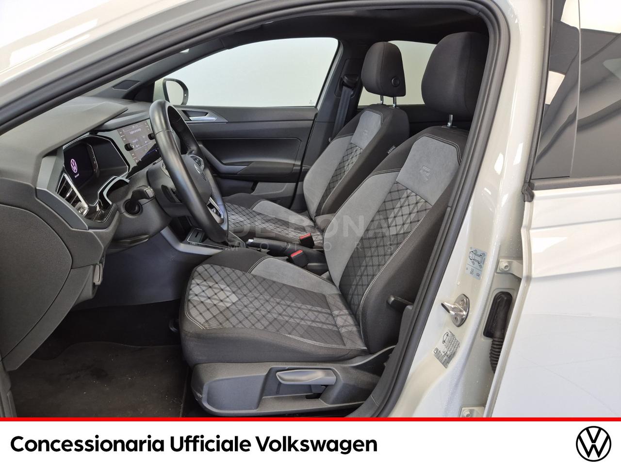 Volkswagen Taigo 1.0 tsi r-line 110cv dsg