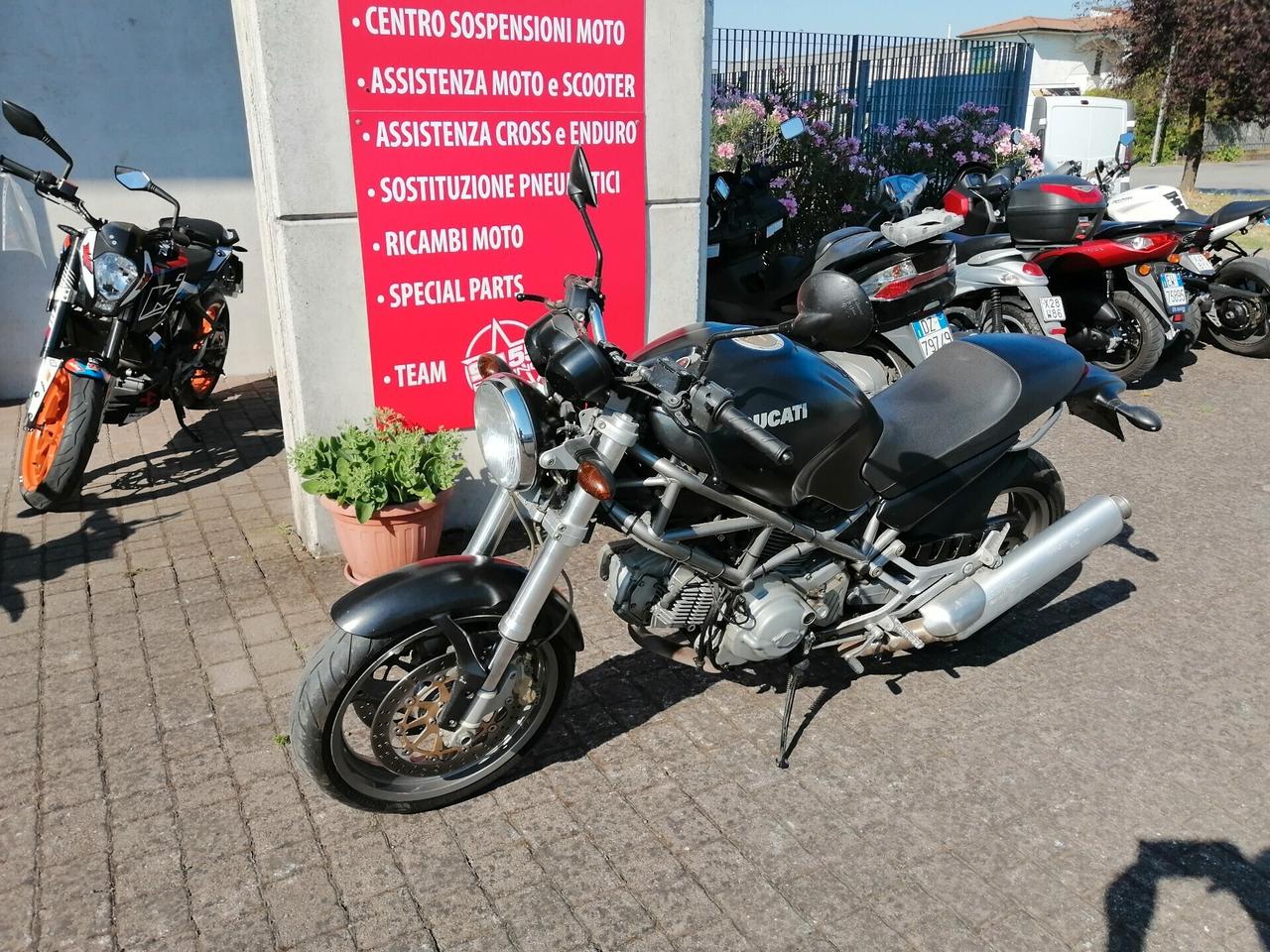 Ducati Monster 620 dark