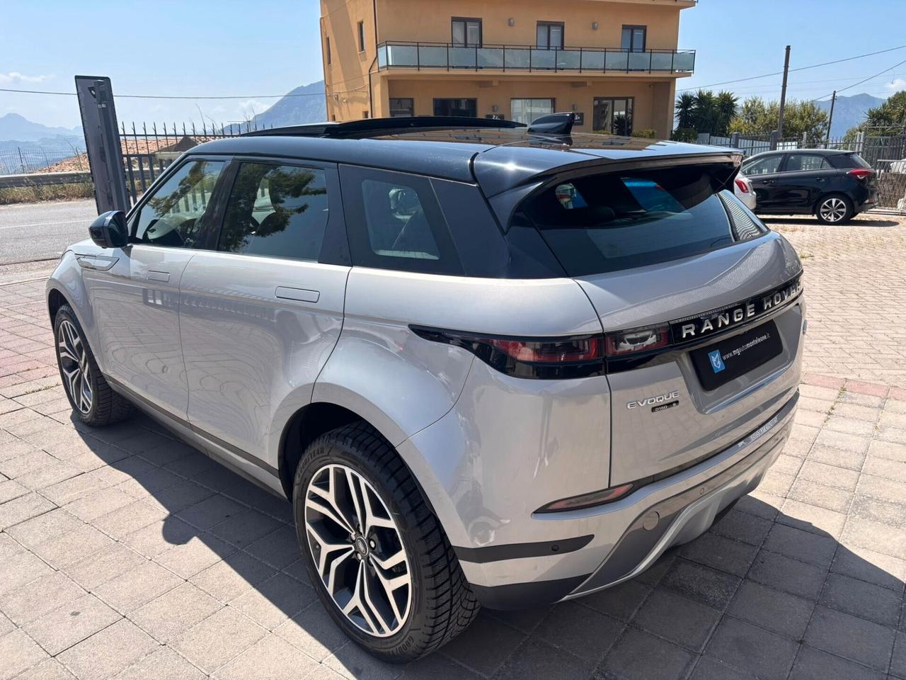 RANGE ROVER