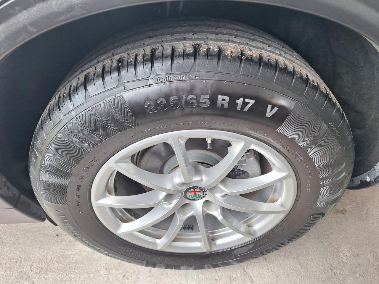 Alfa Romeo Stelvio 2.2 Turbodiesel 190 CV AT8 RWD Business