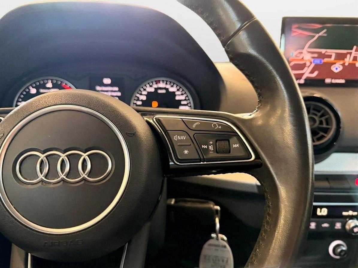 AUDI Q2 1.6 TDI S tronic Business