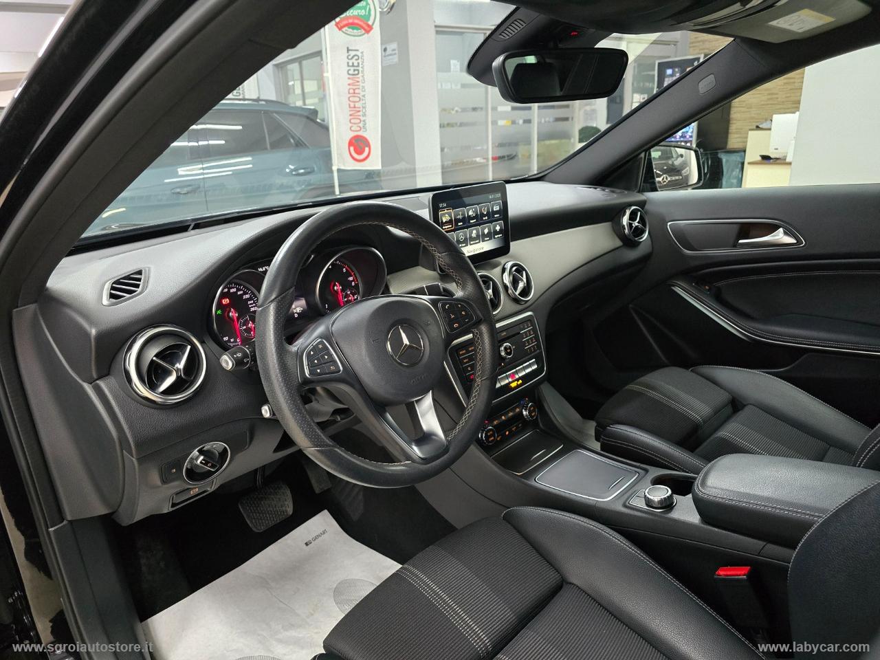 MERCEDES-BENZ GLA 200 d Automatic Sport