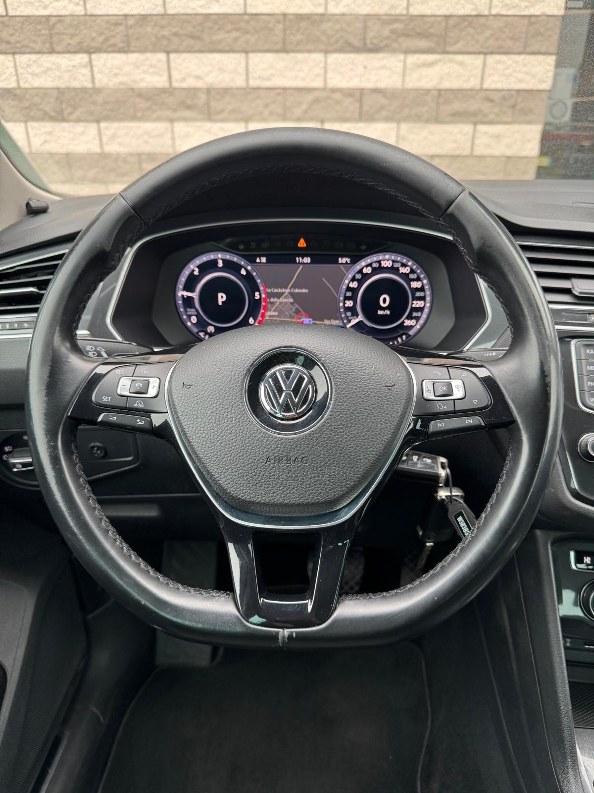 Volkswagen Tiguan 2.0 TDI SCR 4MOTION Business Technology