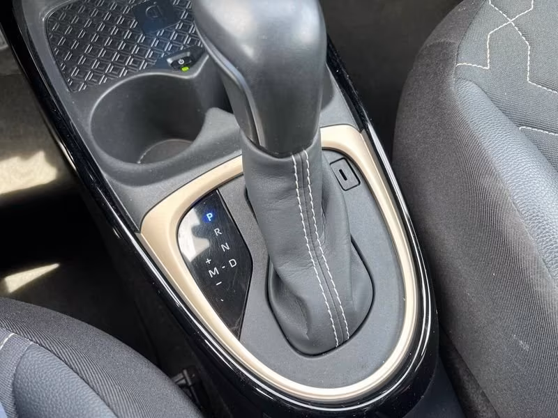 Toyota Aygo X 1.0B (72 CV) Lounge S-CVT