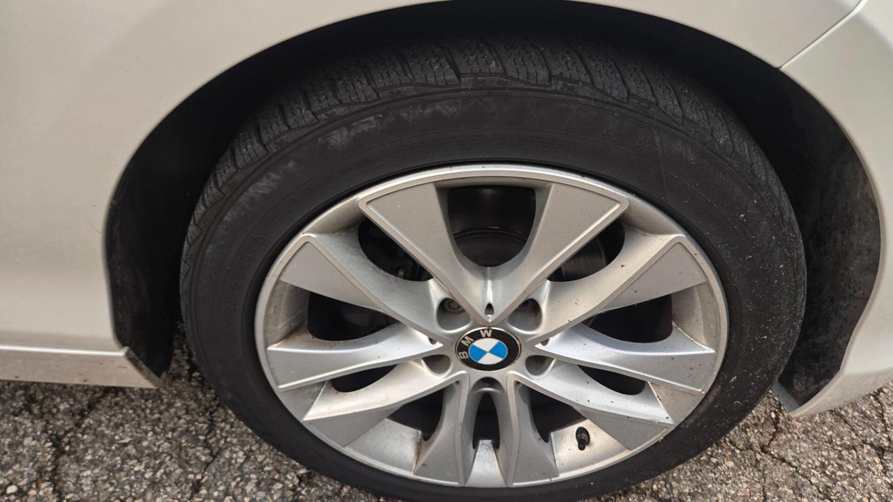 Bmw 116 116d 5p. Urban