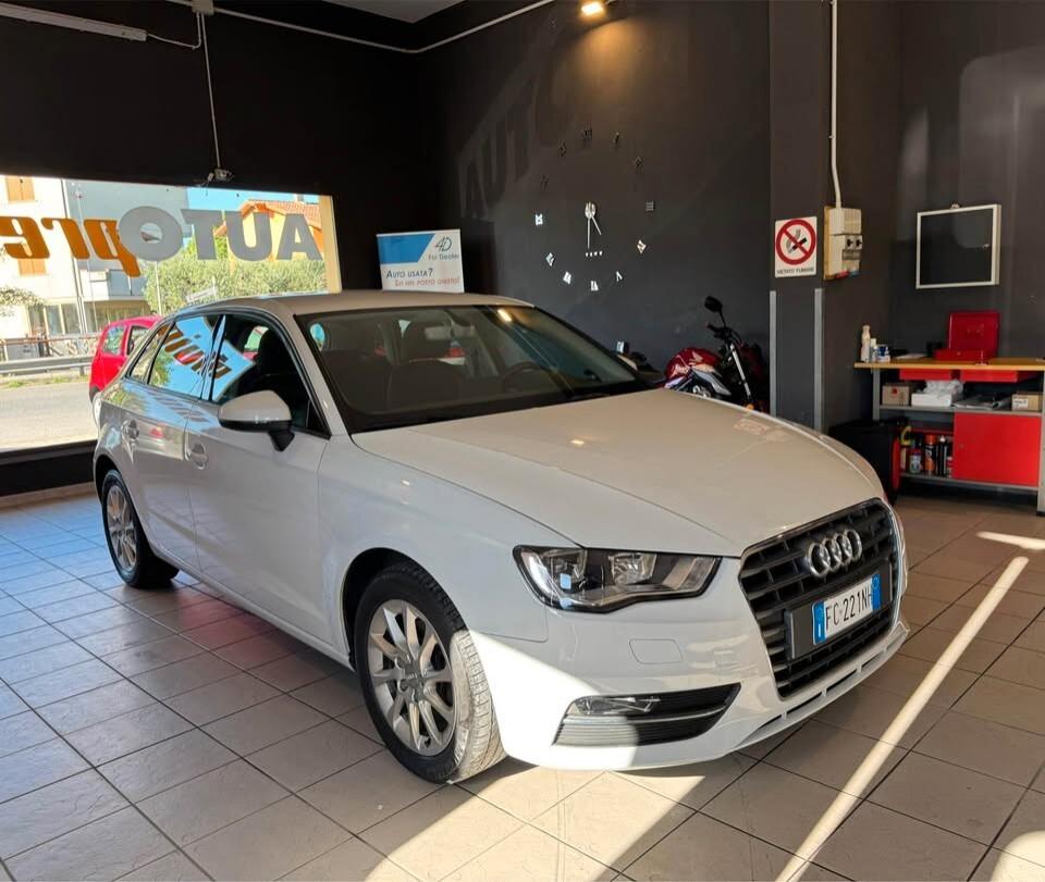 Audi A3 SPB 1.6 TDI S tronic Business