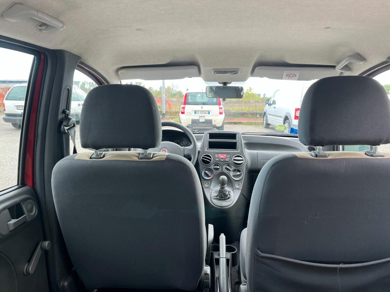 Fiat Panda 1.2 Dynamic Natural Power CON SOLI 99798 KM ADATTA AI NEOPATENTATI UNICO PROPRIETARIO