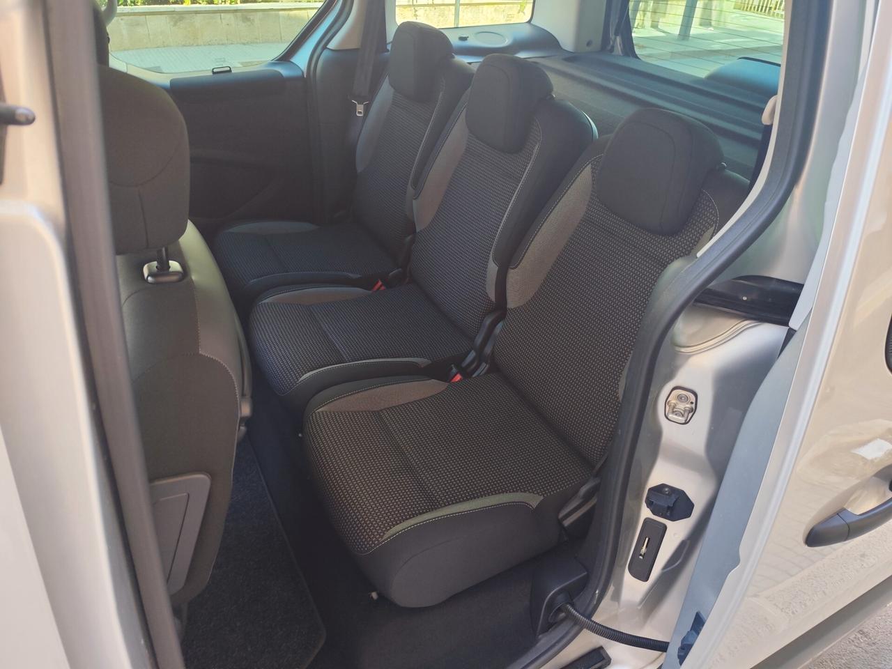 Peugeot Partner Tepee 1.6 BlueHDi 100CV Outdoor