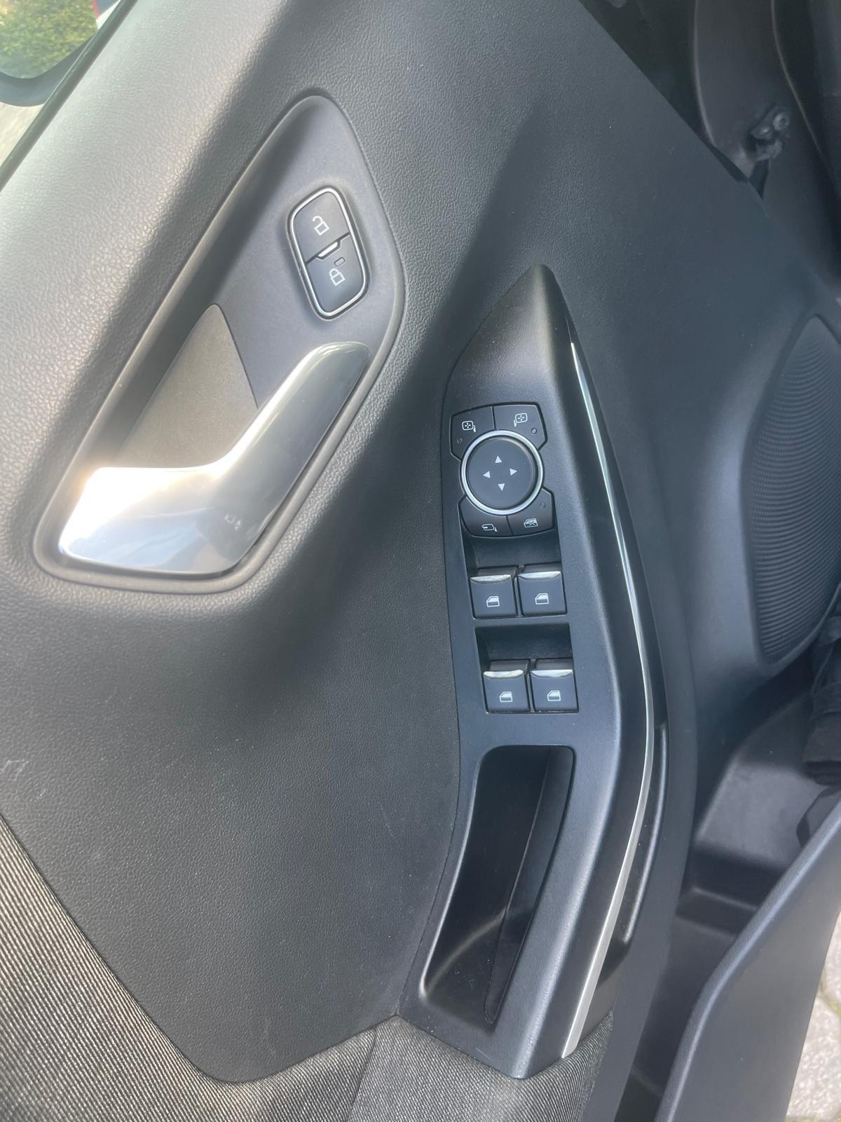 Ford Puma 1.0 EcoBoost Hybrid 125 CV S&S Titanium