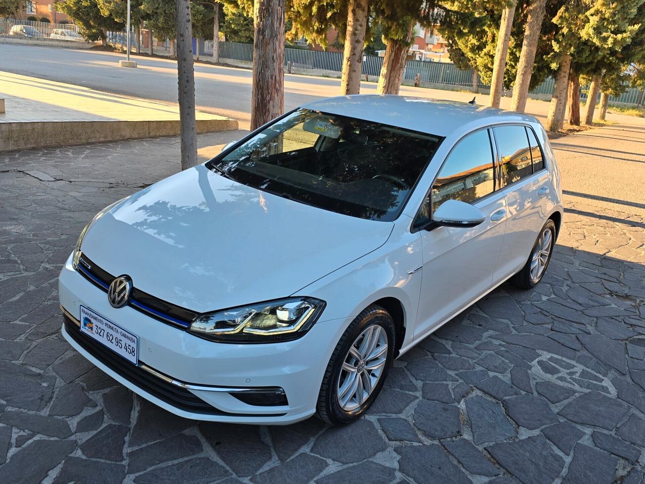 VOLKSWAGEN Golf 1.5 TGI DSG 5p. Highline BlueMotion Technology