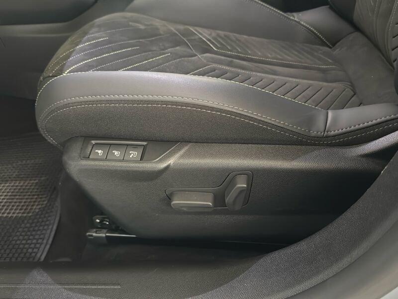 Peugeot 208 GT Hybrid 136 e-DCS6 auto Sedili Elettrici