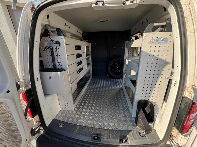 VOLKSWAGEN Caddy 4x4 !!!! 4Motion 2.0 TDI 110