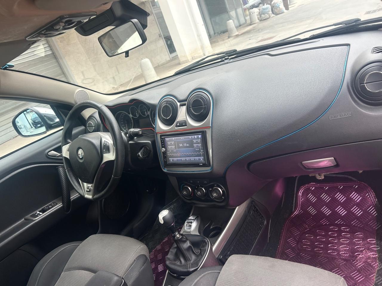 Alfa Romeo MiTo 1.3 JTDm-2 95 CV S&S Distinctive Sport Pack