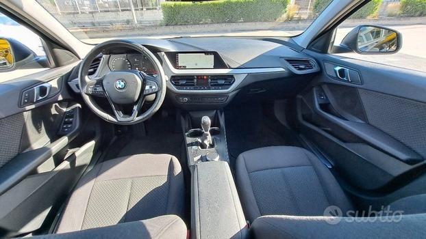 BMW 116 d 5p. Luxury i.e