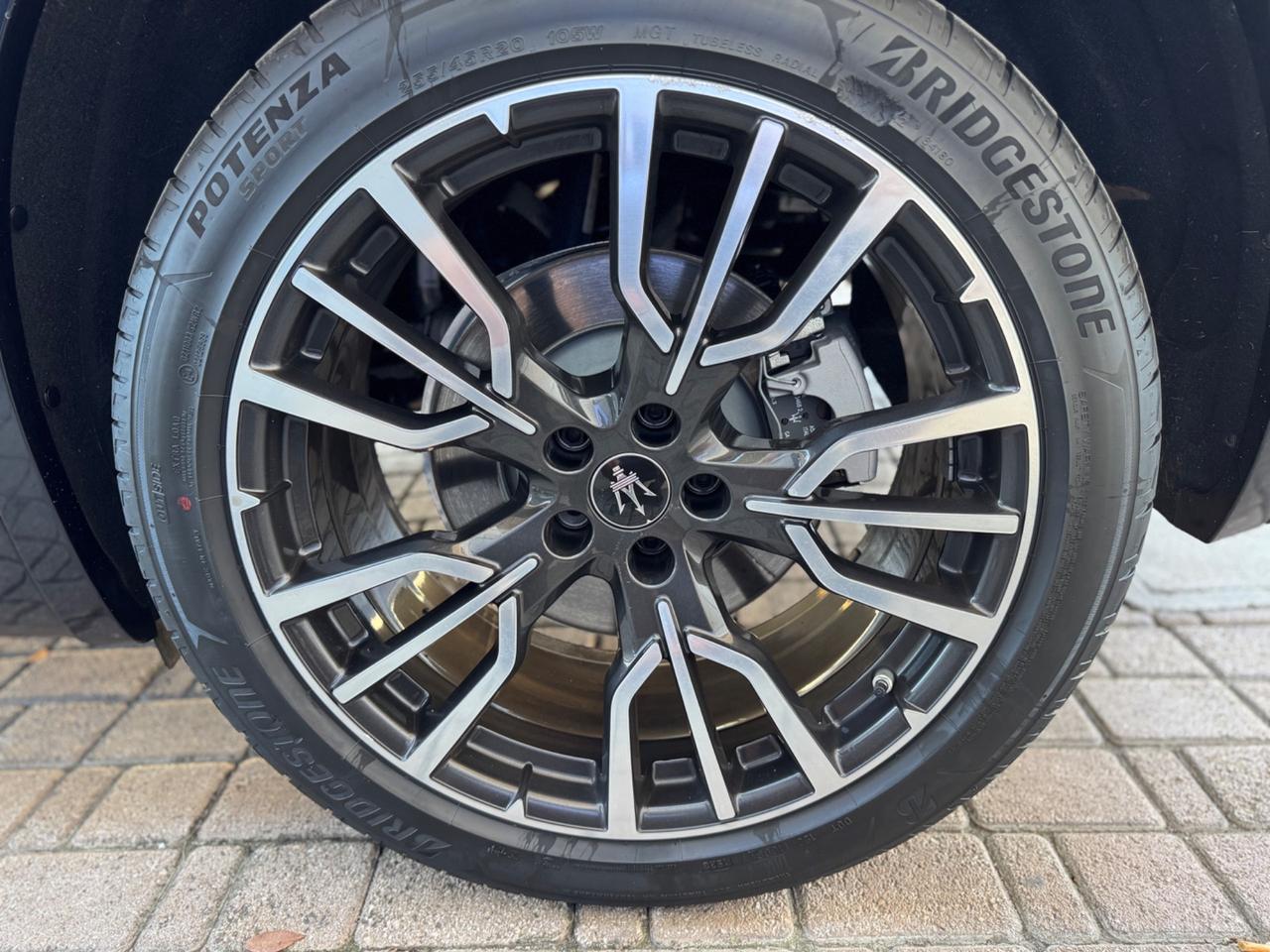 Maserati Grecale MHEV 300 CV AWD GT