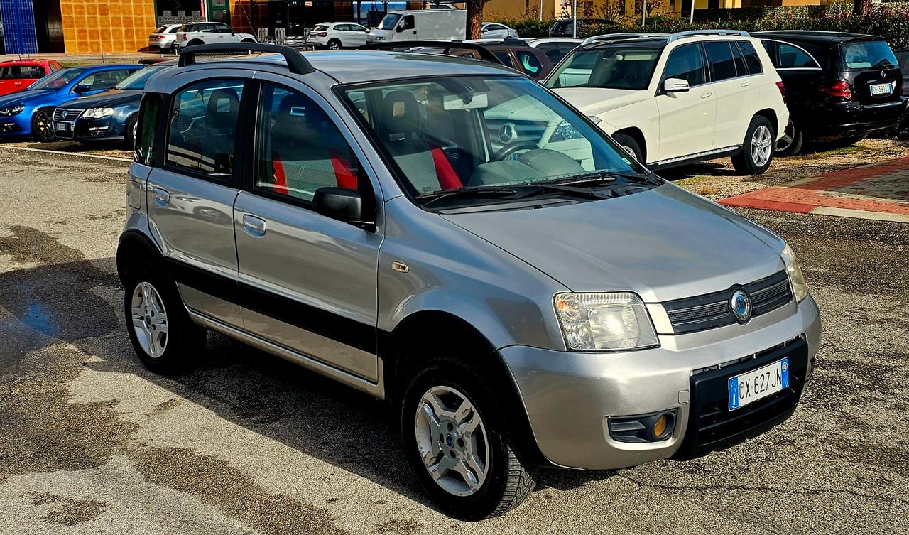 Fiat Panda 1.3 MJT 95 CV S&S 4x4