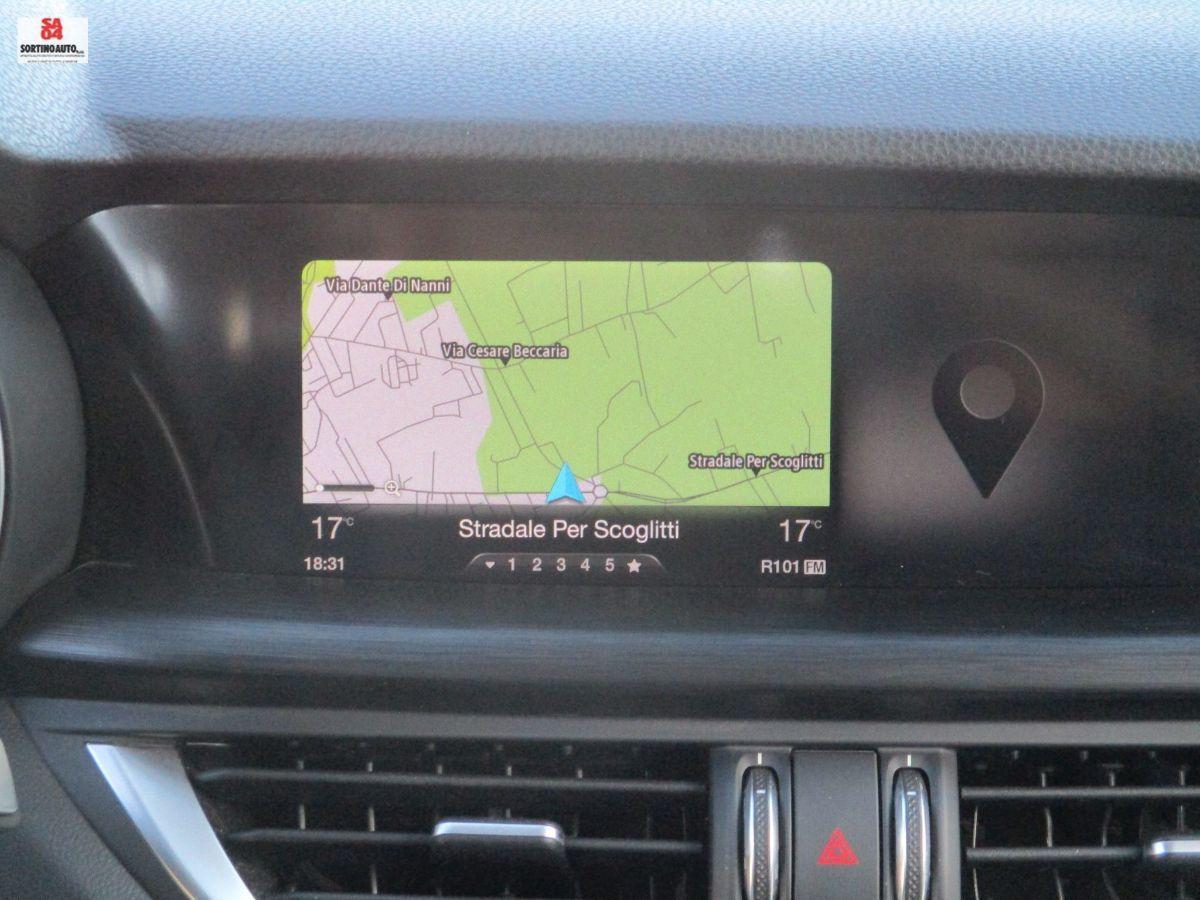 A.R.Stelvio 2.2 T.diesel 180CV AT8 RWD Exec.-2018 FULL