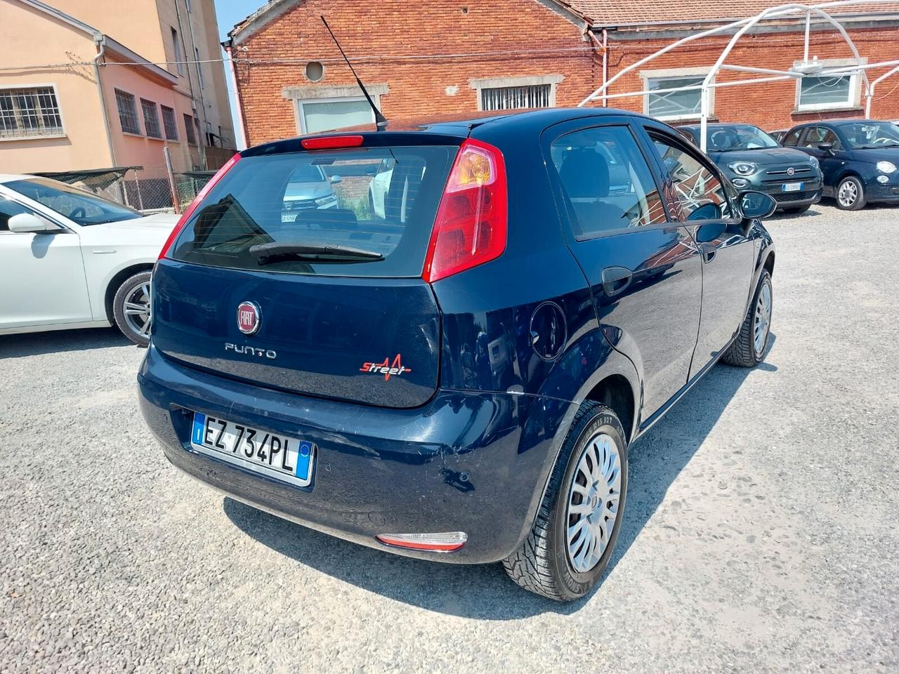 Fiat Punto 1.4 8V 5 Natural Power Lounge 113000 KM