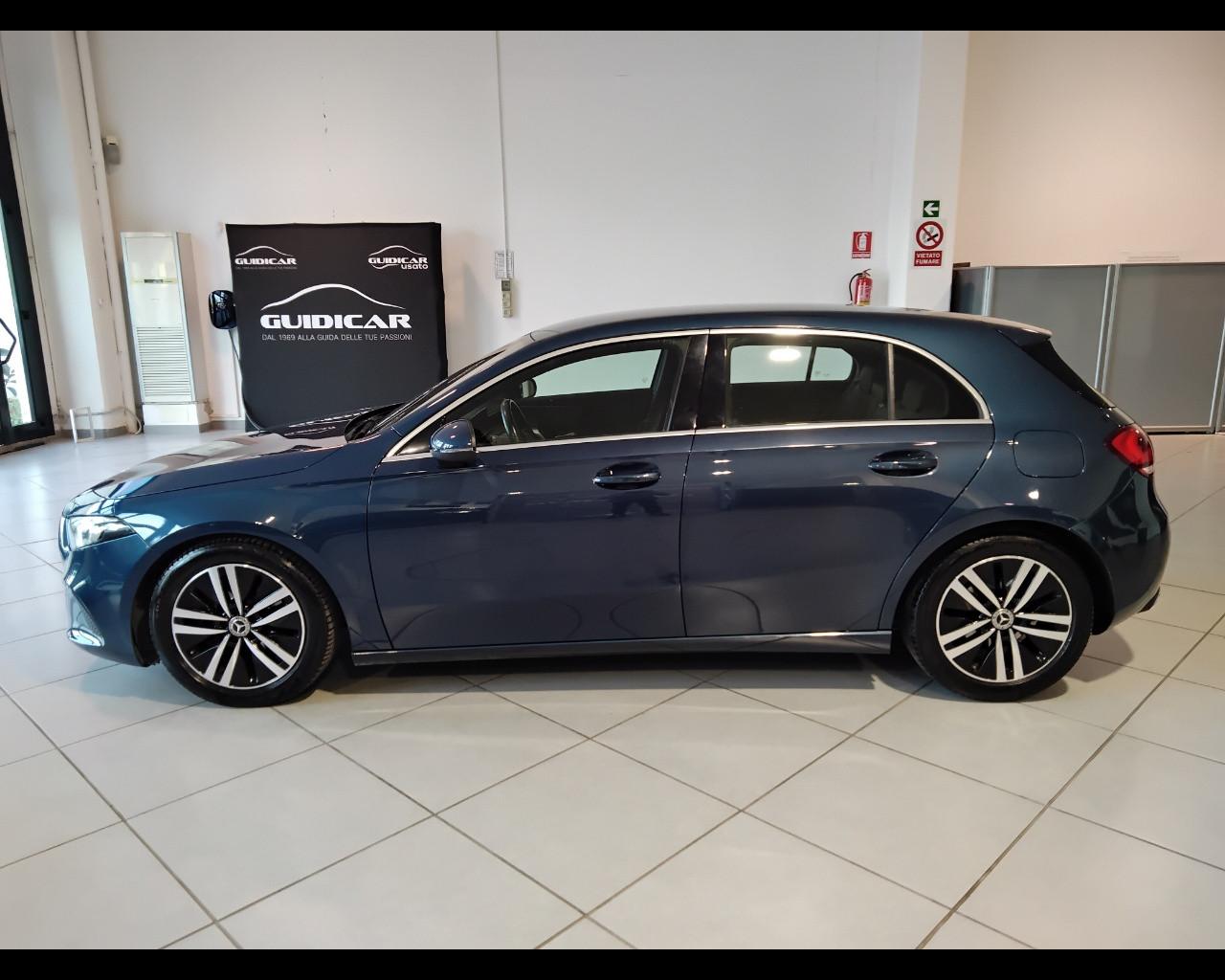 Mercedes-Benz Classe A - W177 2018 - A 180 d Sport auto