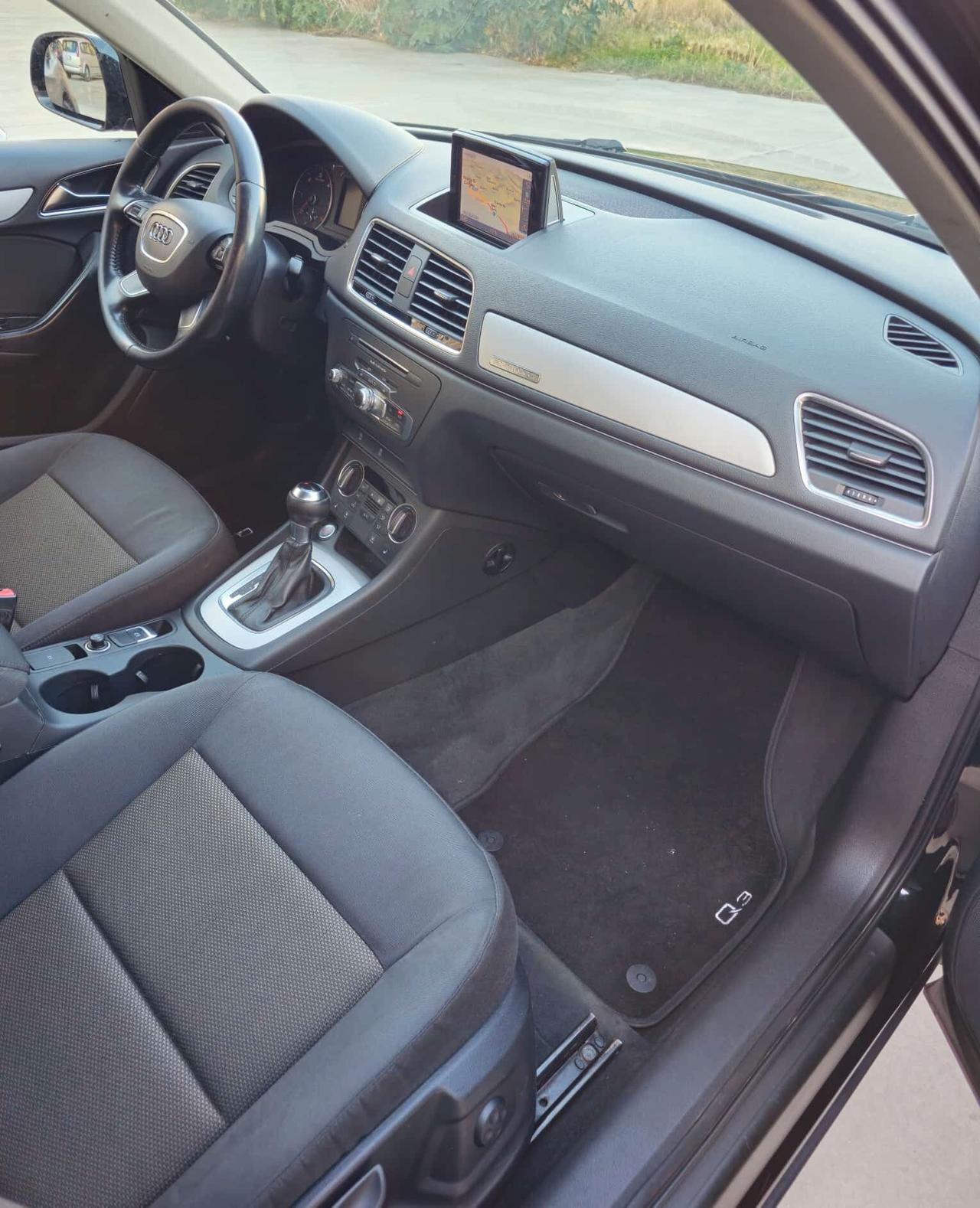 Audi Q3 2.0 TDI 150 CV quattro S tronic Sport