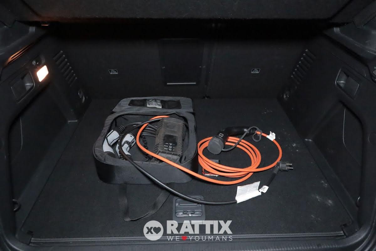 Peugeot 3008 1.6 Hybrid4 PHEV 300CV GT Pack e-EAT8