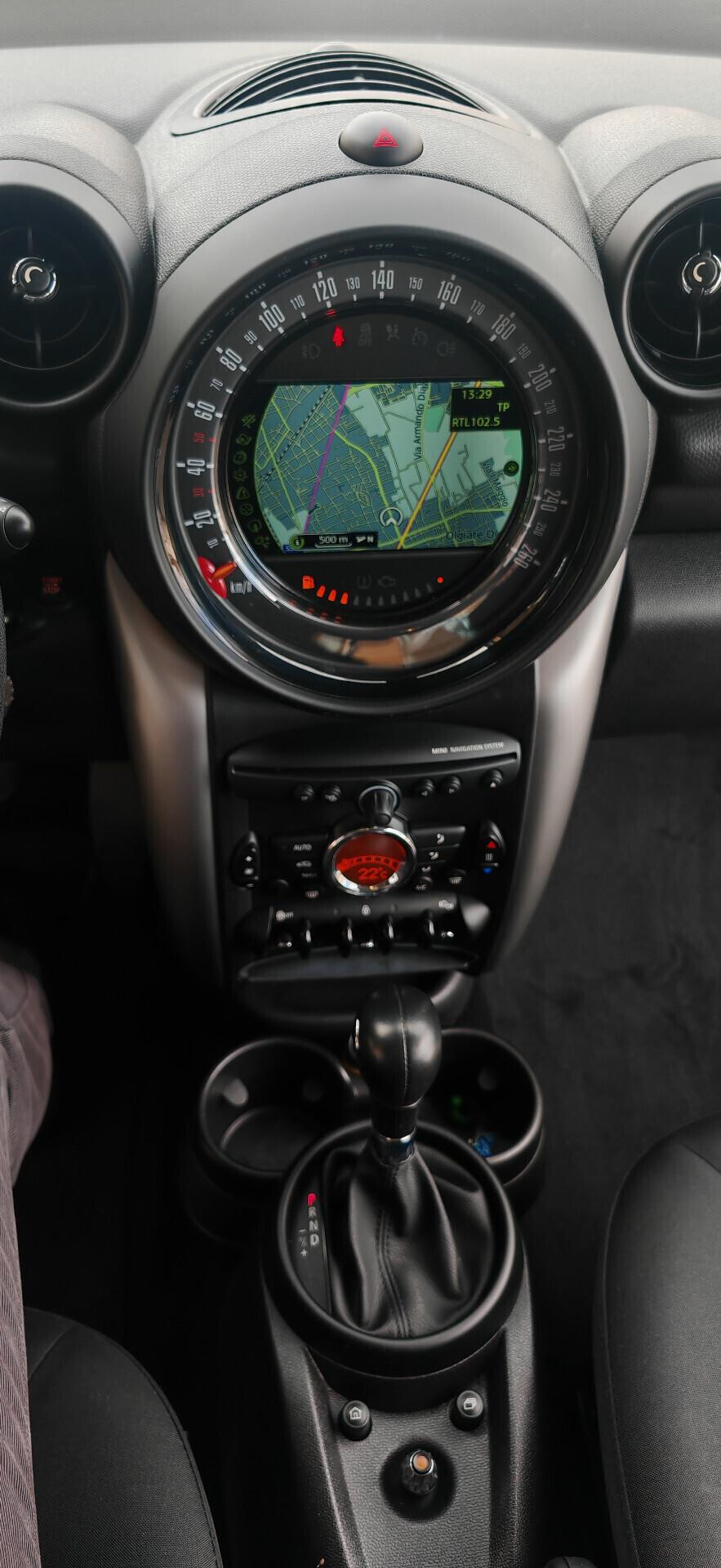 Mini Cooper D Countryman 2.0 Business Automatica