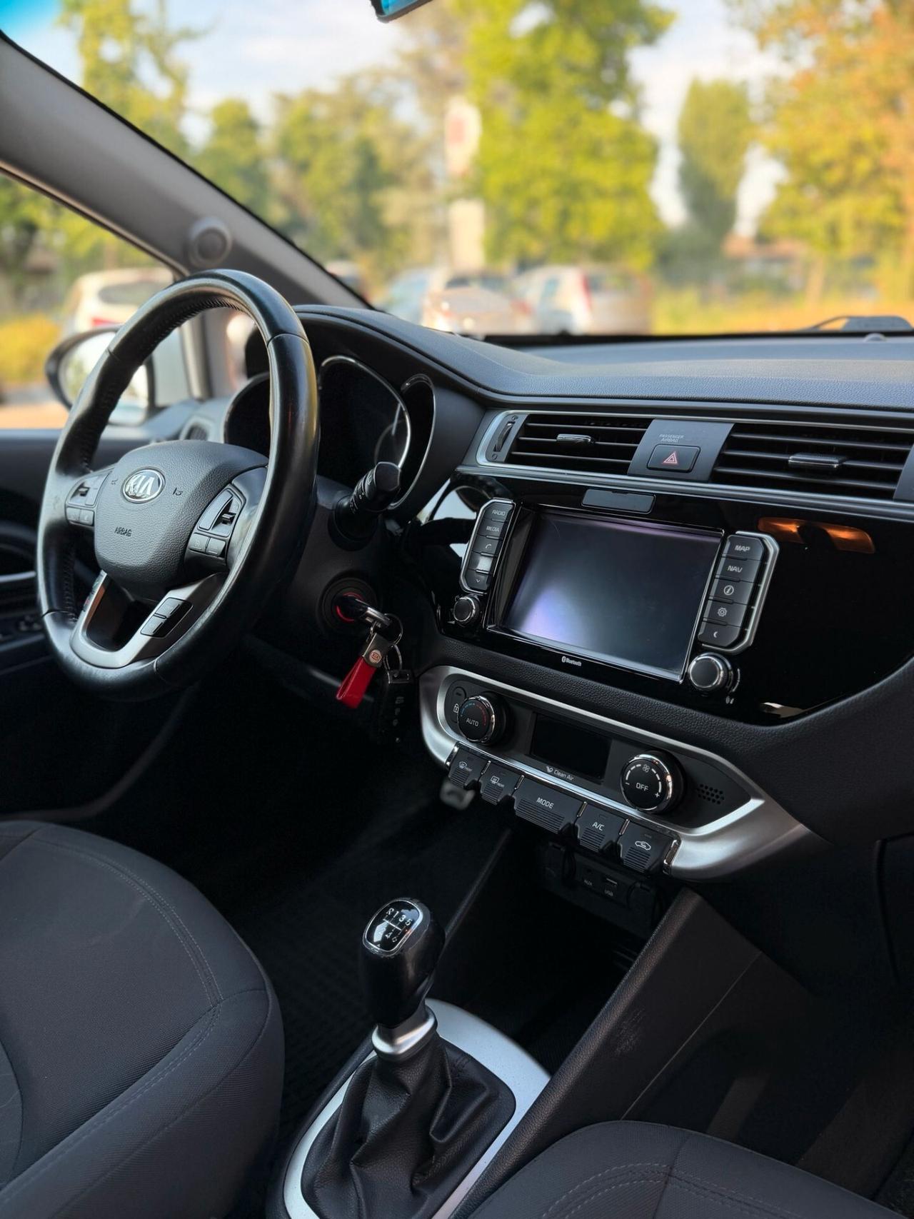 Kia Rio 1.1 CRDi 5p. Cool