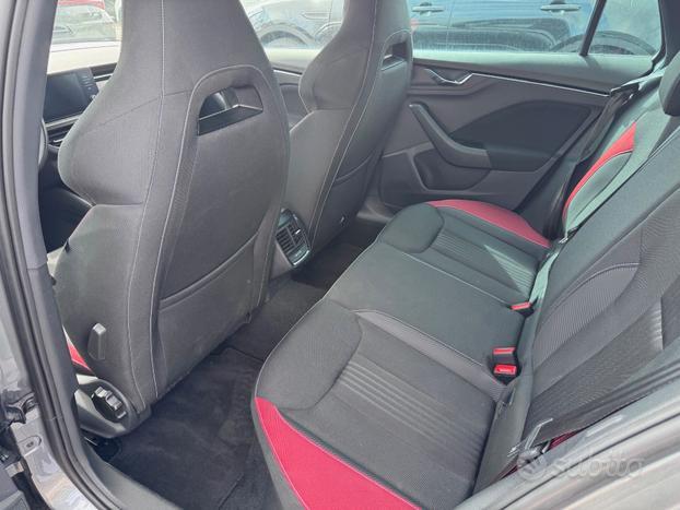 Skoda Kamiq 1.0TSI 110CV Black Dots NAVI CAMERA LE
