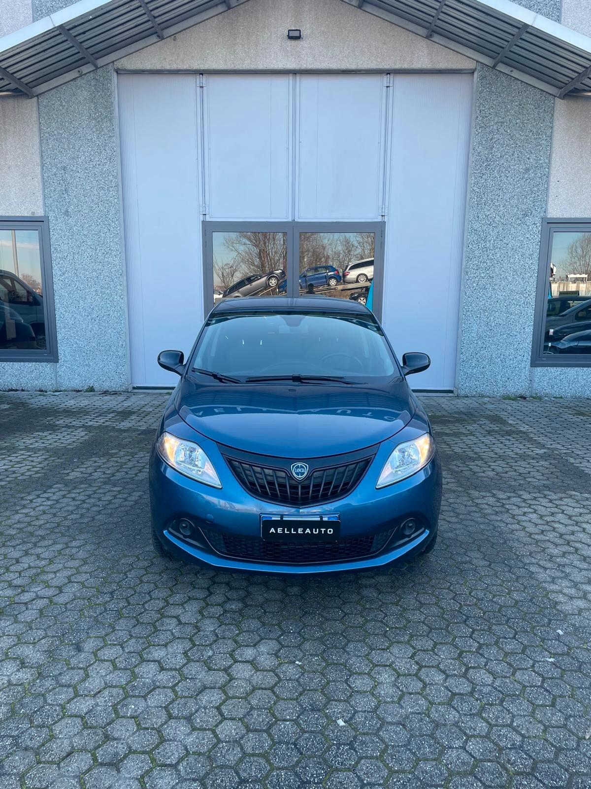 Lancia Ypsilon 1.0 FireFly 5 porte S&S Hybrid Silver Plus