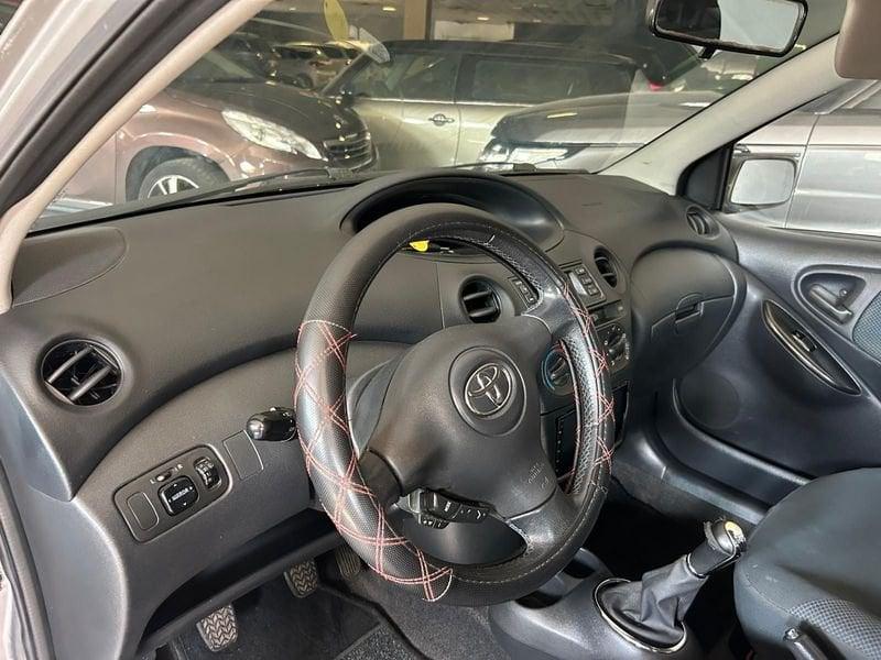 Toyota Yaris Yaris 5p 1.0 Expo s/clima 16v cat