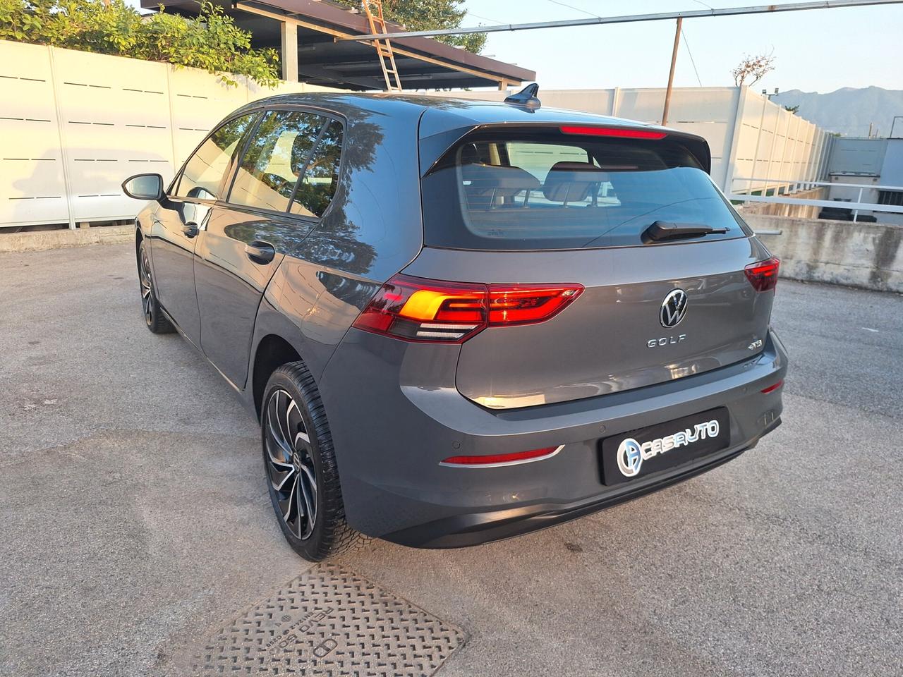 Volkswagen Golf 1.0 eTSI EVO DSG Life